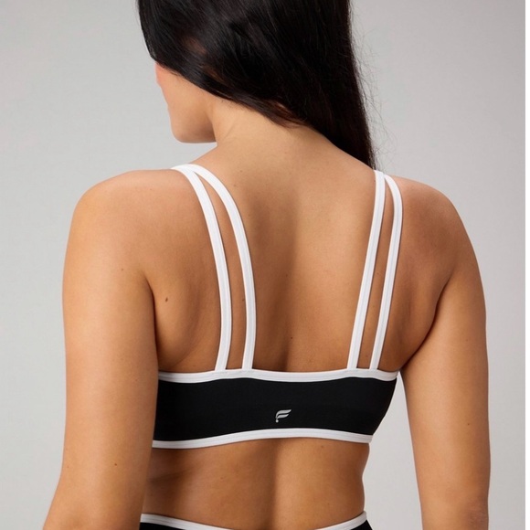 💕HP💕Seamless Low Impact Bra - Picture 2 of 2